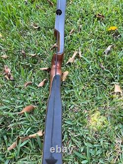 Vintage Bear Archery Black Panther Bow KP5611 Amo-56 45/50#