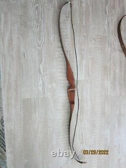 Vintage Bear Archery Company Grizzly Glass Powered 45LB Recurve Bow RH 58