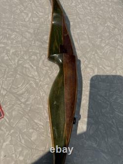 Vintage Bear Archery Grizzly Left Hand Recurve Bow Grayling MI 58 40# 1970s