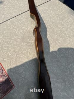 Vintage Bear Archery Grizzly Left Hand Recurve Bow Grayling MI 58 40# 1970s