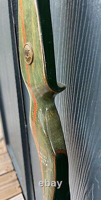 Vintage Bear Archery Victor Super Grizzly Recurve Hunting Bow & Arrow Green 58