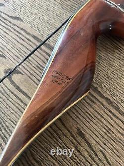 Vintage Bear Kodiak Magnum recurve bow. 52 AMO. 45lb draw
