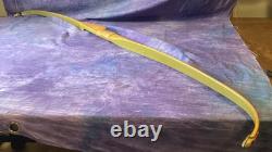 Vintage Bear Kodiak Recurve 1955 Bow Standing Bear 68. 42# Amazing Bow