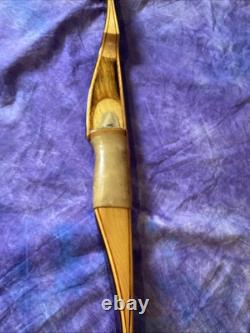 Vintage Bear Kodiak Recurve 1955 Bow Standing Bear 68. 42# Amazing Bow