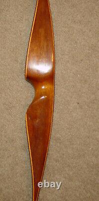 Vintage Ben Pearson Cougar 7050 Recurve Bow 40 lbs. @ 28 62 Long