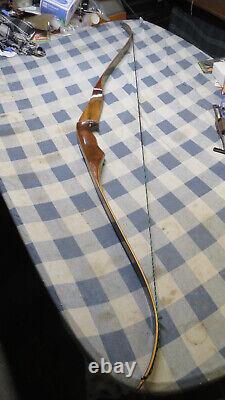 Vintage Black Hawk Short Bee Recurve Bow 45# 62 Inch Right Hand