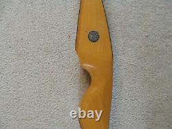 Vintage DARTON RANGER SUPER FLIGHT recurve bow. 50 lb. Right hand. EXCELLENT