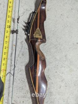 Vintage Damon Howatt Hunter Recurve Bow 45# @ 28