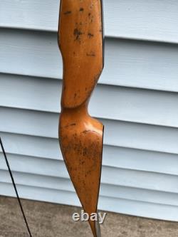 Vintage Damon Howatt Recurve Bow Hunting 4755 62 Cavalier