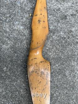 Vintage Damon Howatt Recurve Bow Hunting 4755 62 Cavalier