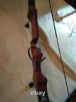 Vintage Hoyt Pro Medalist Hunter recurve