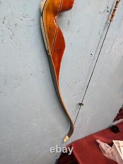 Vintage LH Bear Archery Kodiak Magnum Recurve Bow 52 45# Left Hand Nice