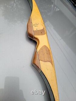 Vintage RaRe Ben Pearson Stallion recurve bow, right handed 64 46# /3412 grn