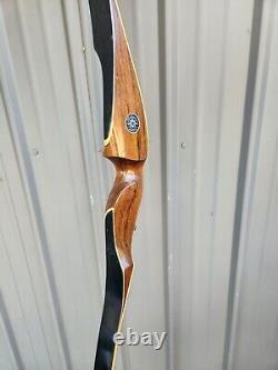 Vintage Shakespeare The MANCOS Model X-40 Recurve Wood Bow 58 #40 Archery Arrow