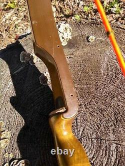 Vintage Wing Archery Red Wing Hunter recurve