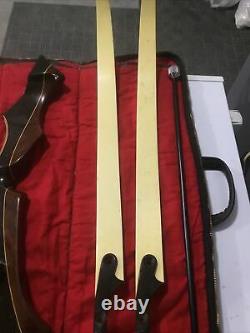 Vintage Wing Presentation ll Takedown Recurve Bow R-H 66 30# With Case Plus More