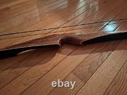 Vntg Hoyt Xpert Recurve Bow 64 RH 39# Black and Tan Hunting