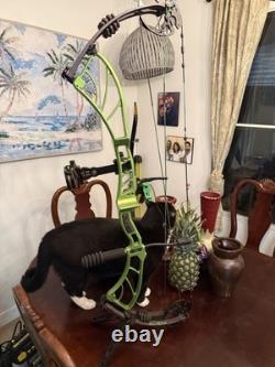 Xpedition Archery Radle Butte 50lbs Rt Hand Target Bow